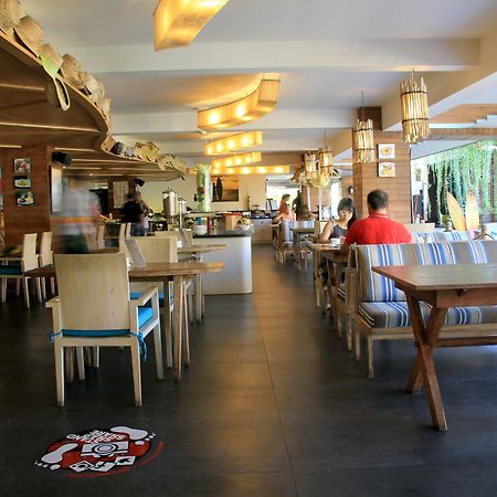 Bliss Surfer Hotel By Tritama Hospitality Legian Exteriör bild