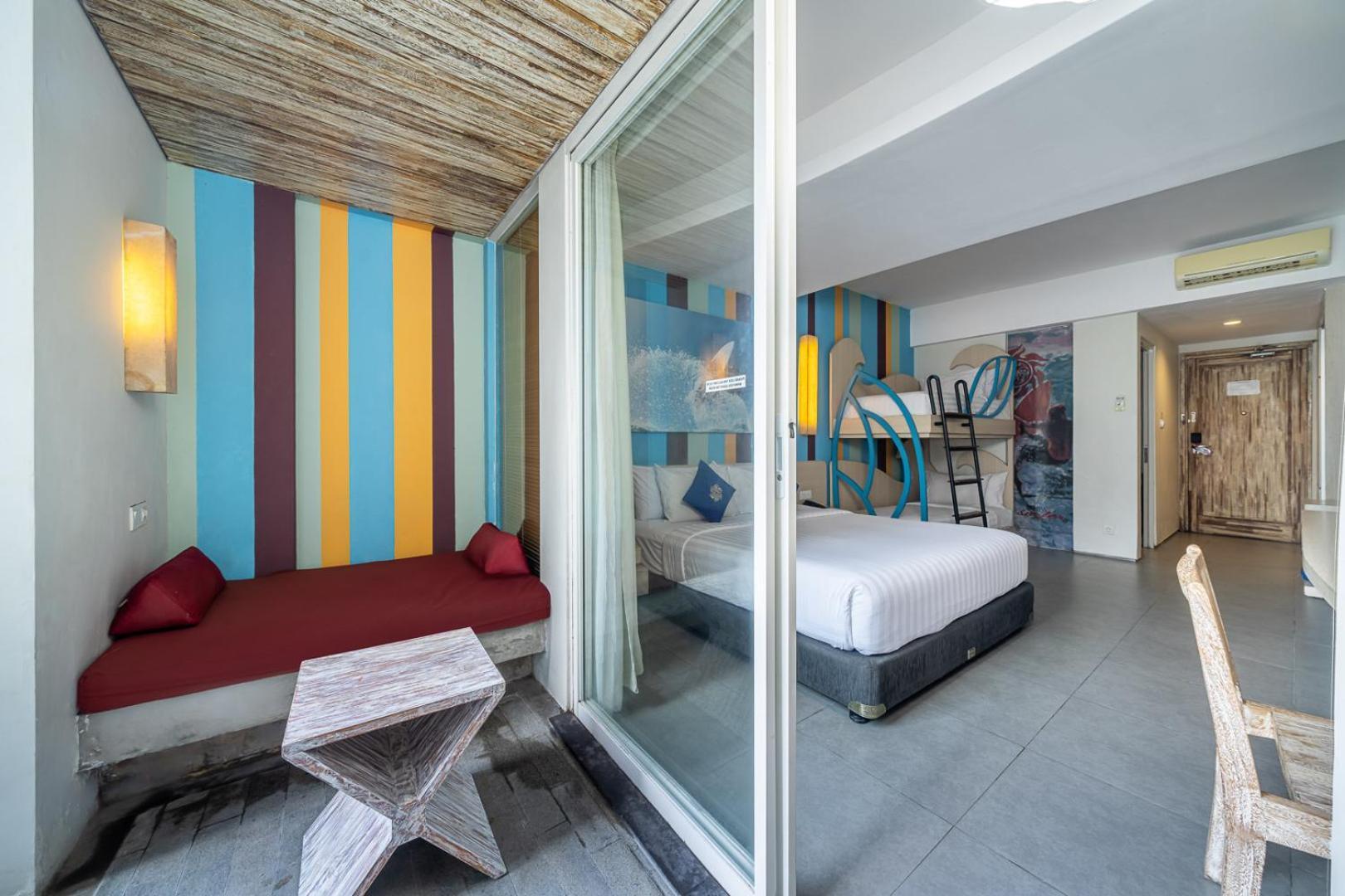 Bliss Surfer Hotel By Tritama Hospitality Legian Exteriör bild
