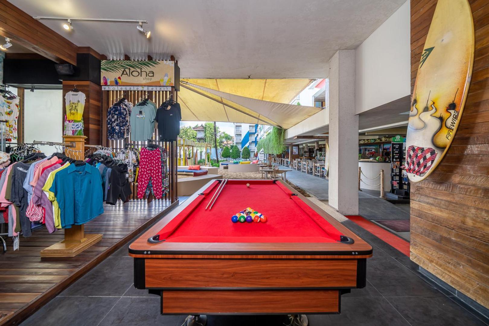 Bliss Surfer Hotel By Tritama Hospitality Legian Exteriör bild