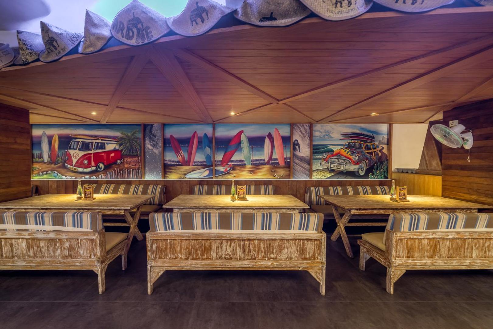 Bliss Surfer Hotel By Tritama Hospitality Legian Exteriör bild